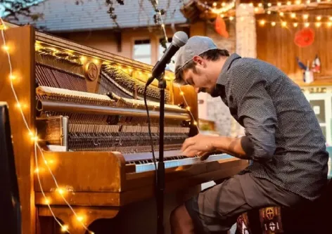 Tano et son piano à roulettes ouvrira les 33e Rencontres Court c'est court